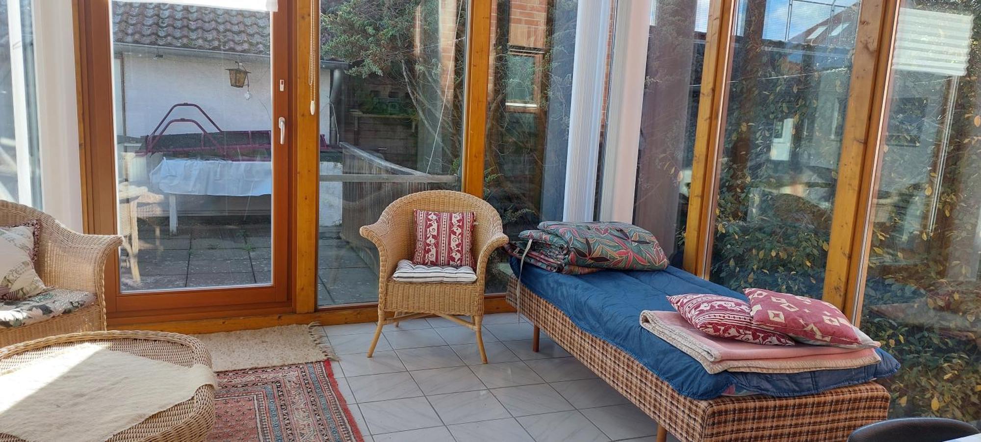 Helle Ruhige Zimmer Zu Vermieten Касел Екстериор снимка